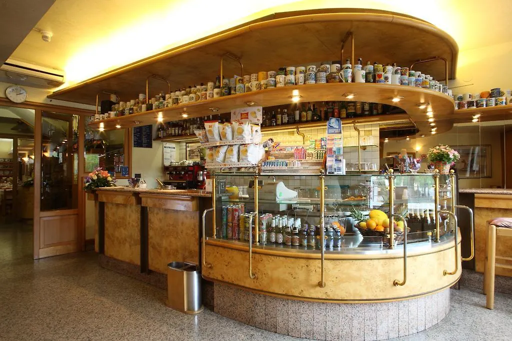 Albergo Alla Campana Dolo 2*,  Ιταλία