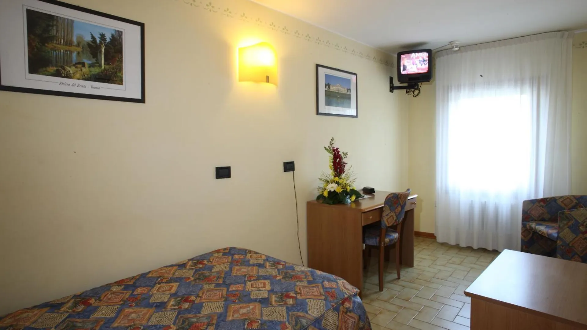 Albergo Alla Campana Доло Италия