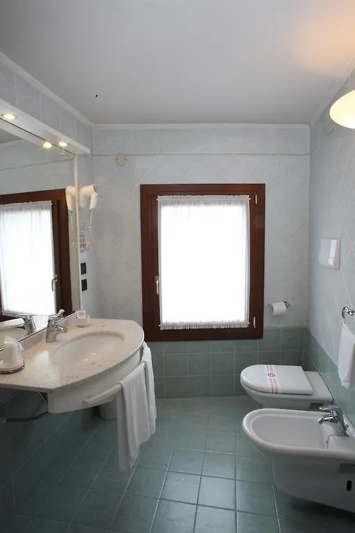 Albergo Alla Campana Dolo 2*,